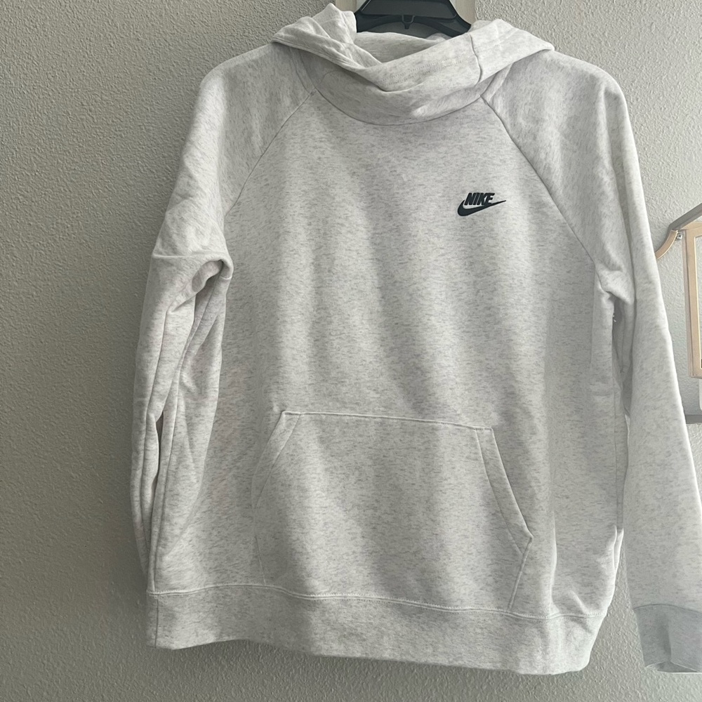 Nike light grey sweatshirt
